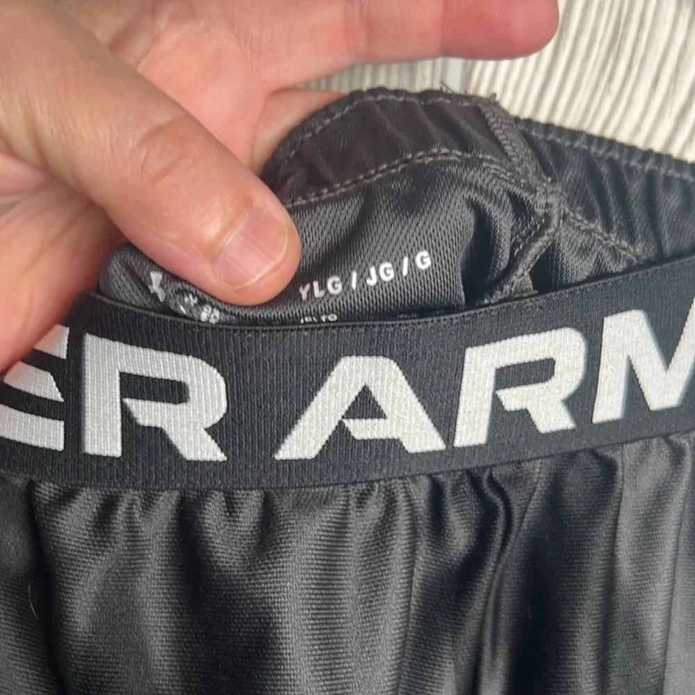 Youth Under Armour Shorts Size Youth Large